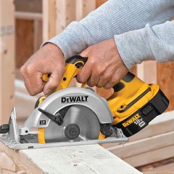 DEWALT Circular Saws