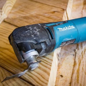 Makita Corded Multi Tool for Precise Cutting, Sanding and Repair